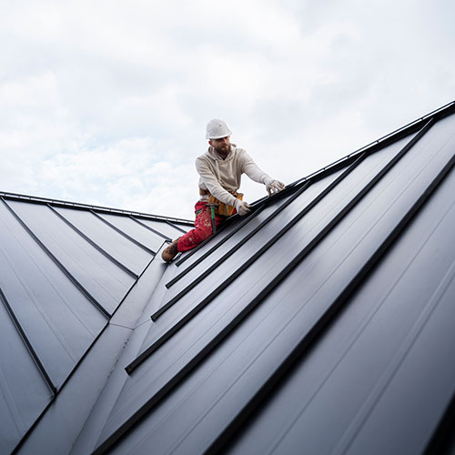 5 Common Roofing Issues That Arise During Hot Weather